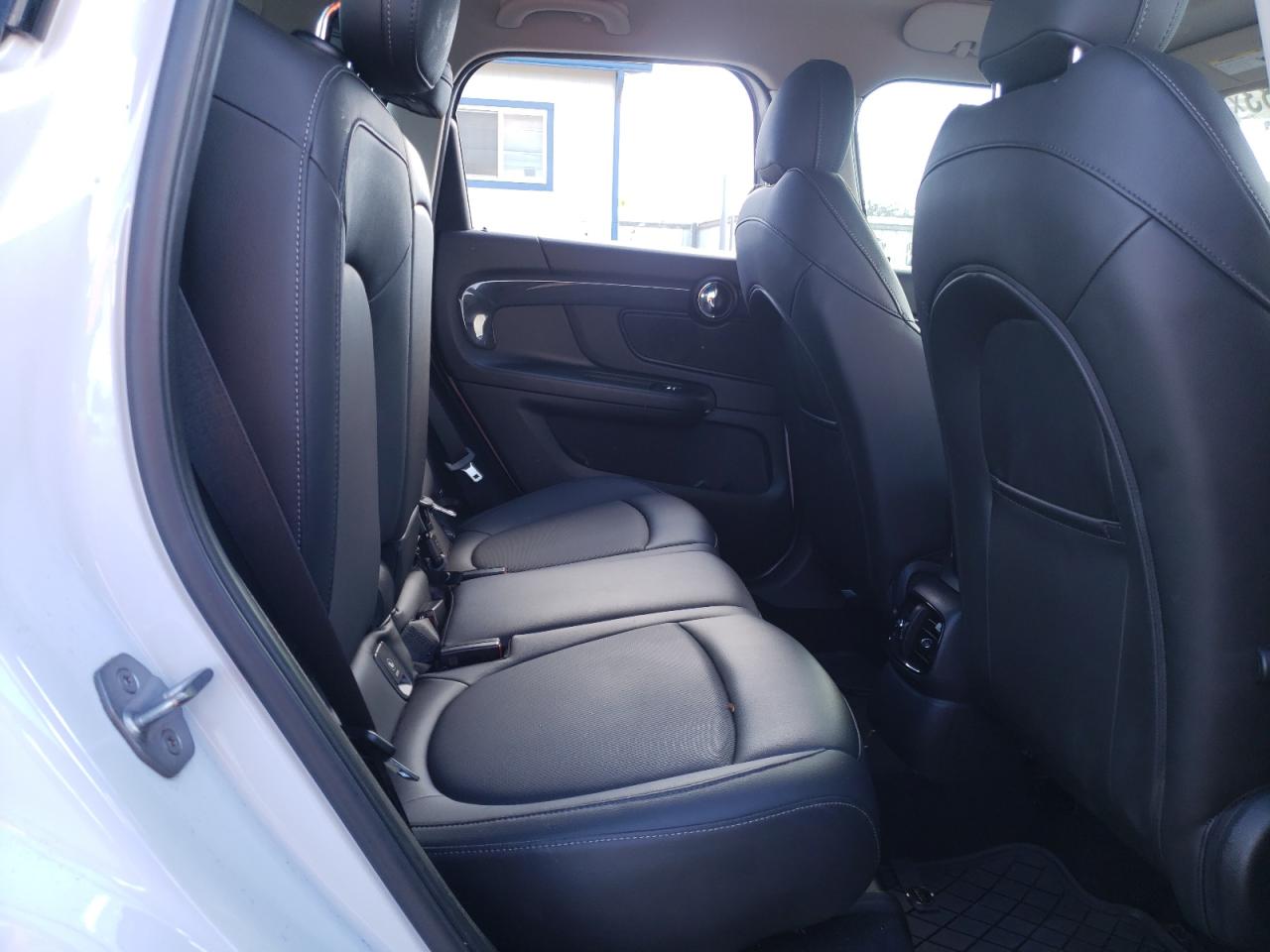 2018 MINI Cooper VIN WMZYT3C33J3E93967 photo 10