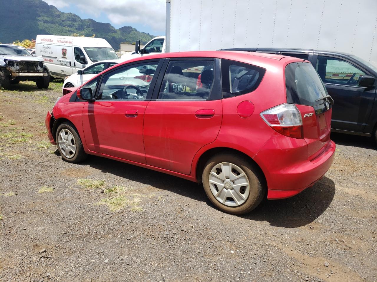 2013 HONDA Fit VIN JHMGE8H36DC076175 photo 2