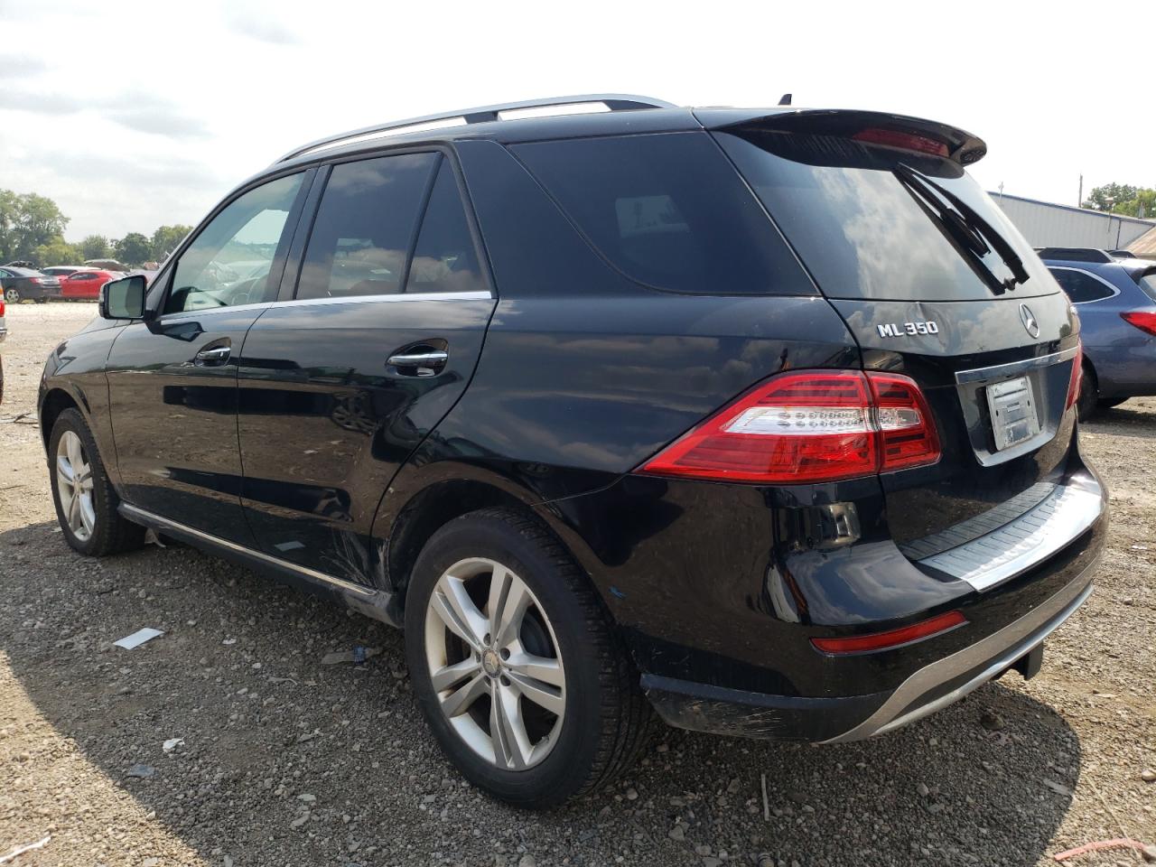 2015 MERCEDES-BENZ M-class VIN 4JGDA5HB2FA479909 photo 2