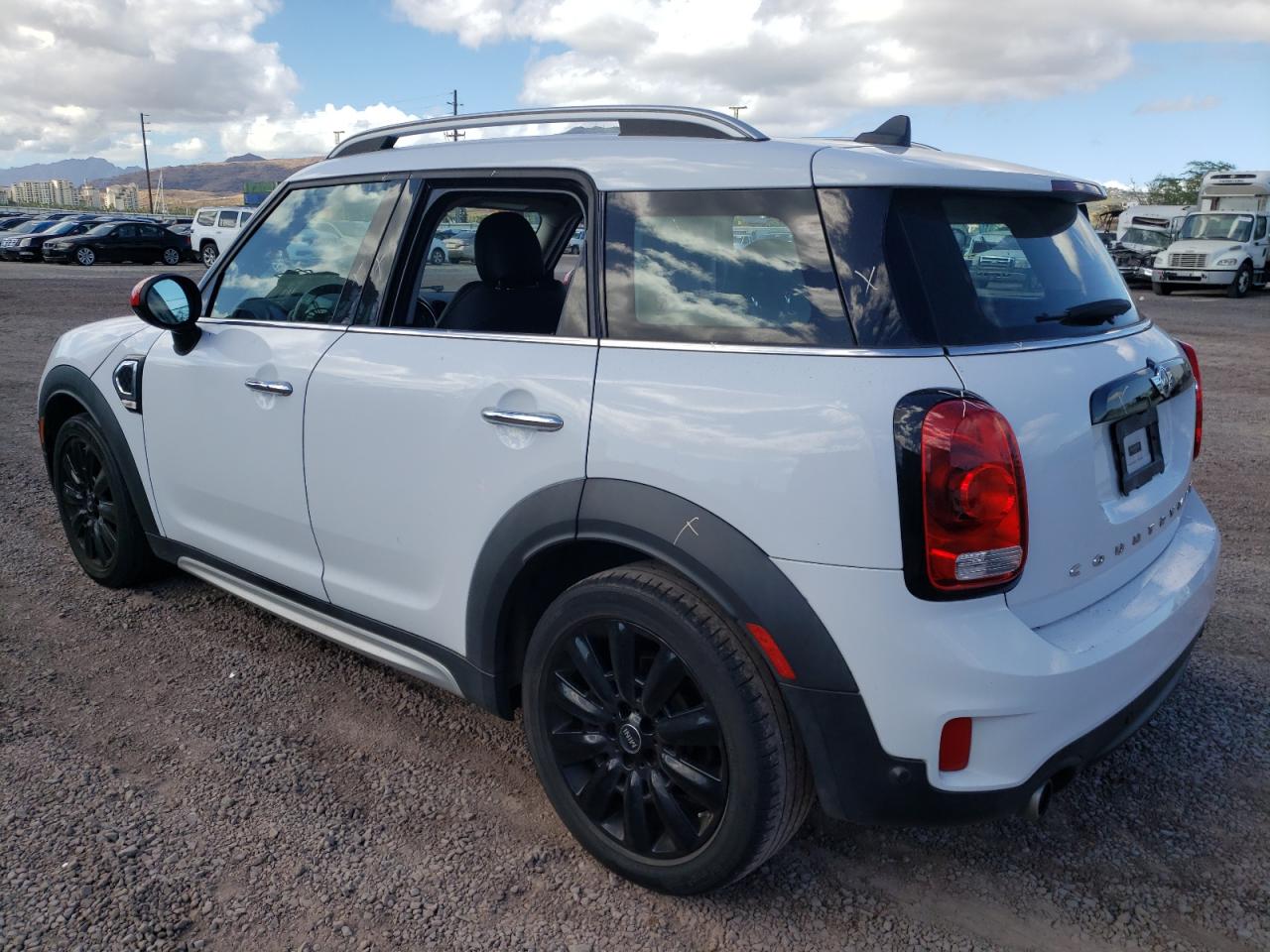 2018 MINI Cooper VIN WMZYT3C33J3E93967 photo 2