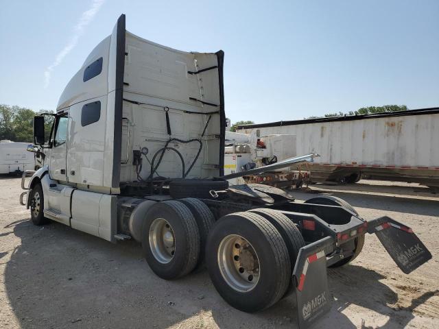 2023 VOLVO Vn VIN 4V4NC9EH7PN332230 photo 3