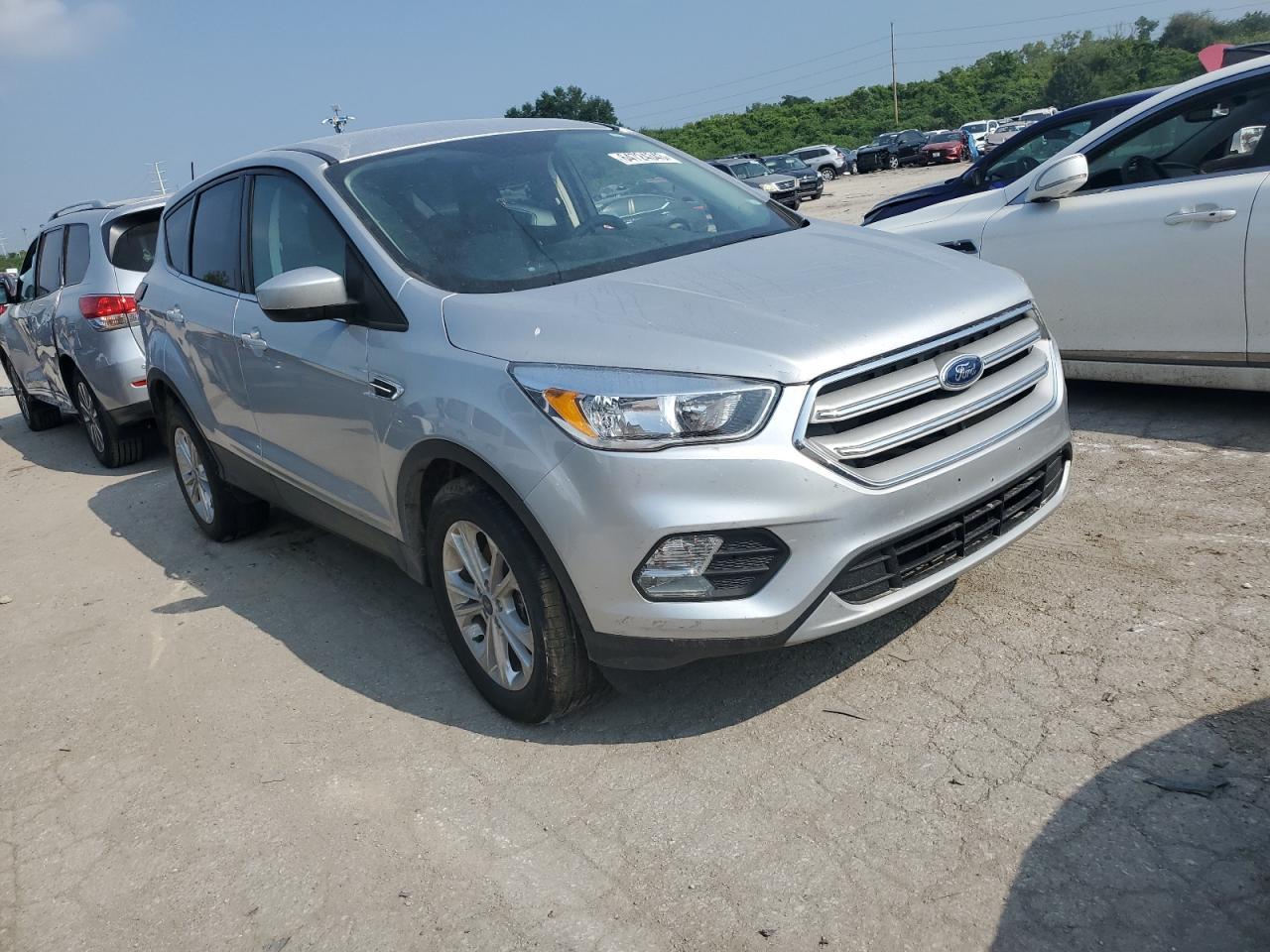 2019 FORD Escape VIN 1FMCU9GD2KUA98471 photo 4