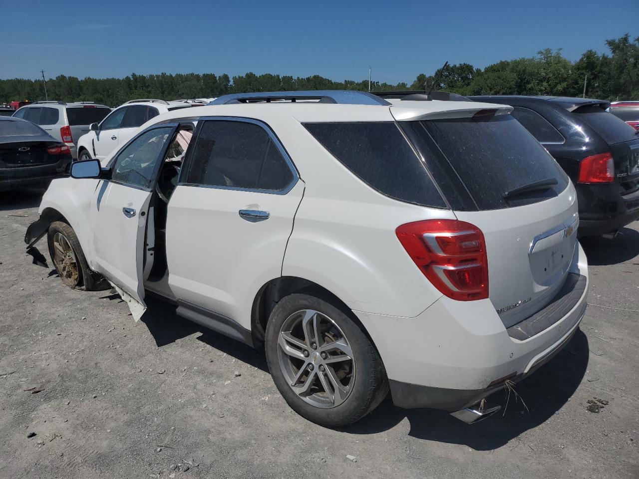 2017 CHEVROLET Equinox VIN 2GNFLGE39H6233365 photo 2