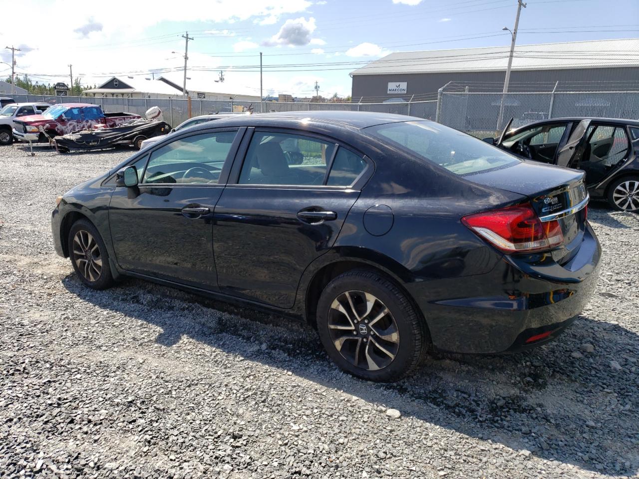2015 HONDA Civic VIN 2HGFB2F46FH001136 photo 2