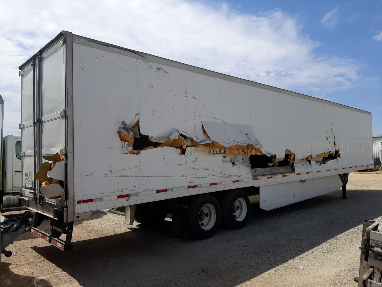 2018 UTILITY Reefer tra VIN 1UYVS2538J2321306 photo 4