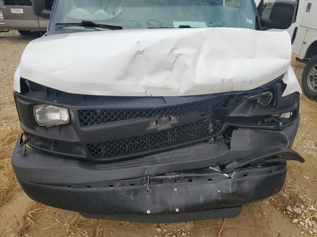 2015 Chevrolet Express VIN 1GCWGFCF9F1278049 photo 11