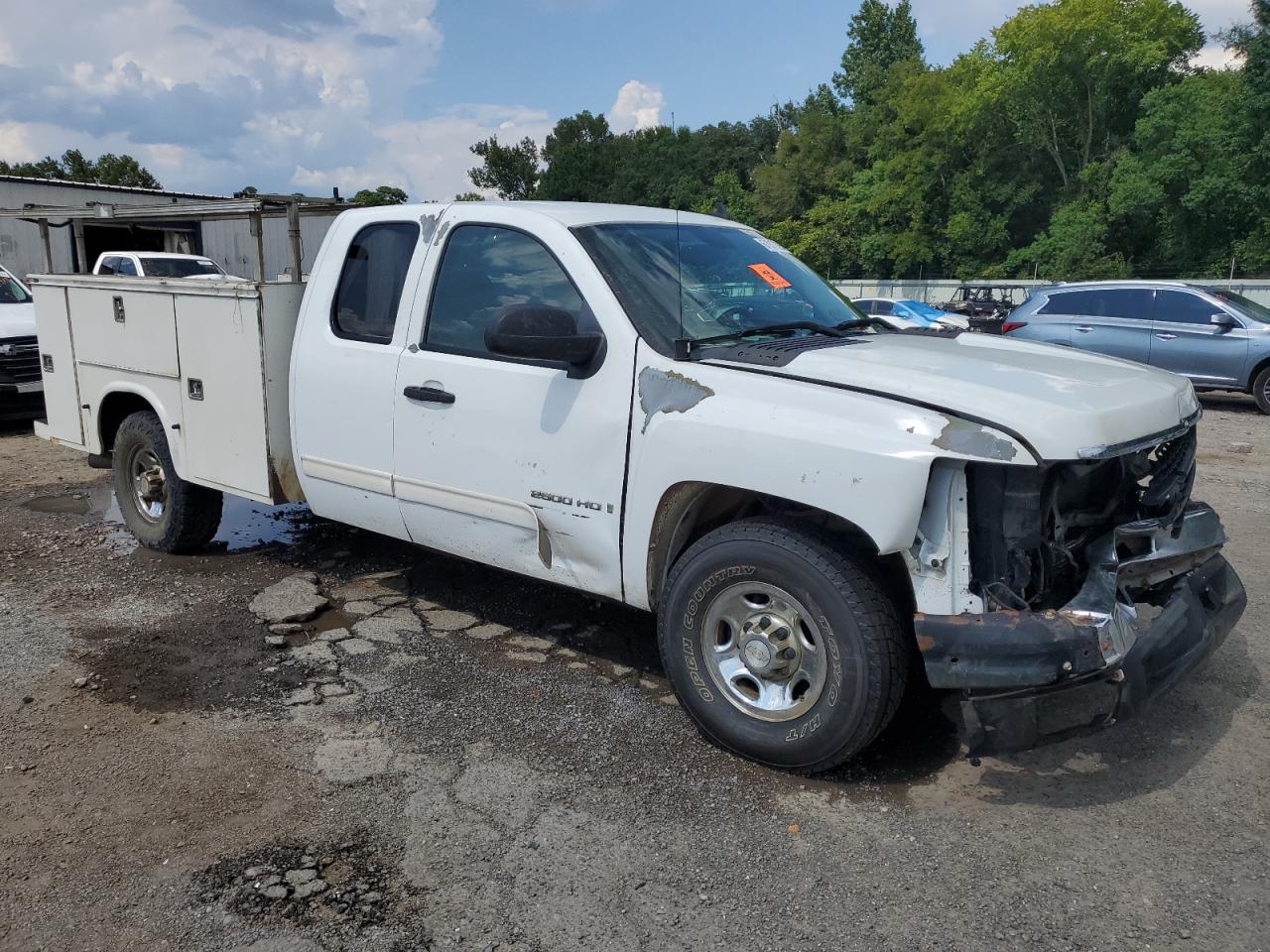 2009 Chev All models VIN 1GBHC59659E153752 photo 4