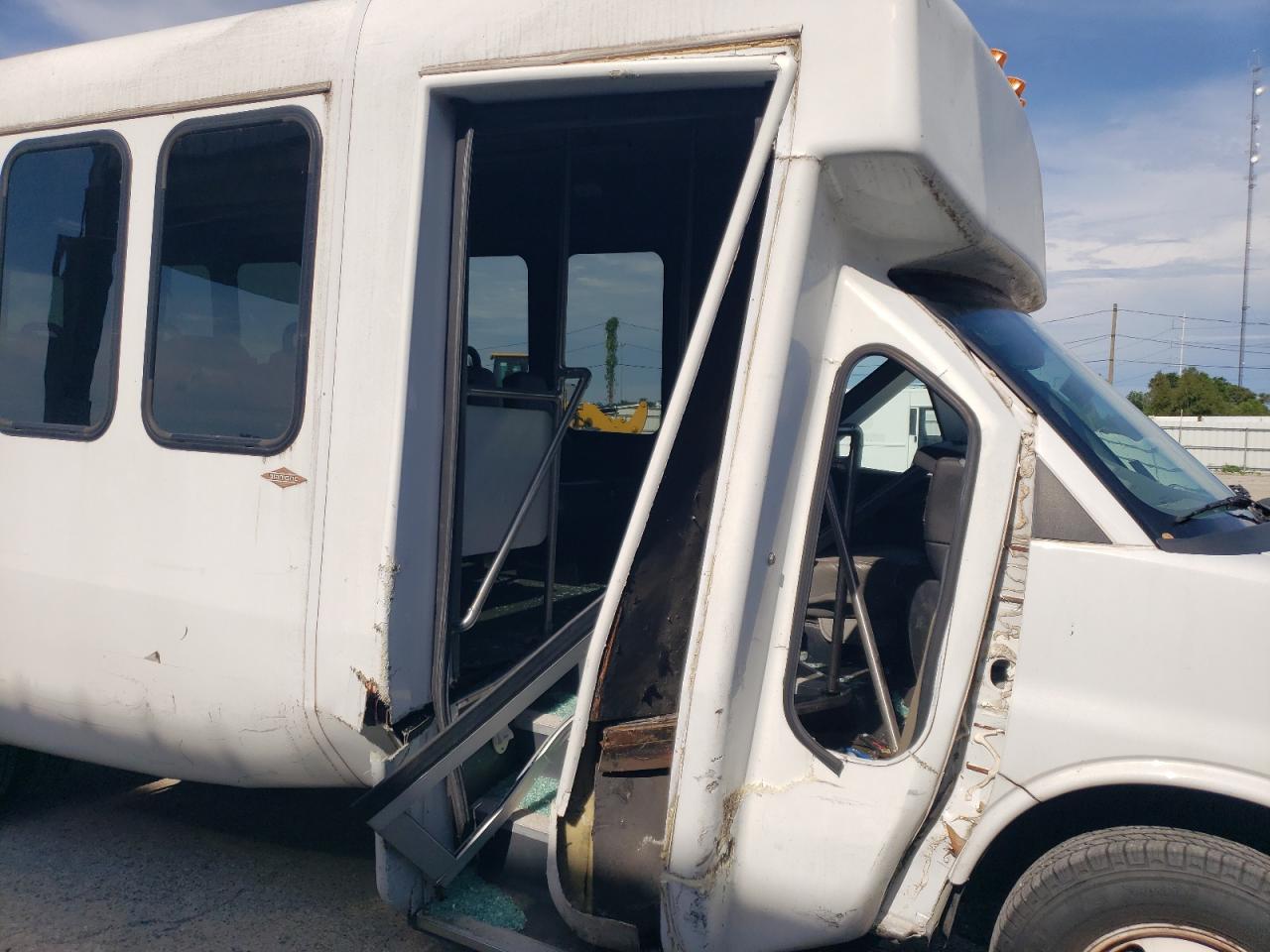 2021 Chevrolet Express VIN 1HA3GSBG0LN012358 photo 9