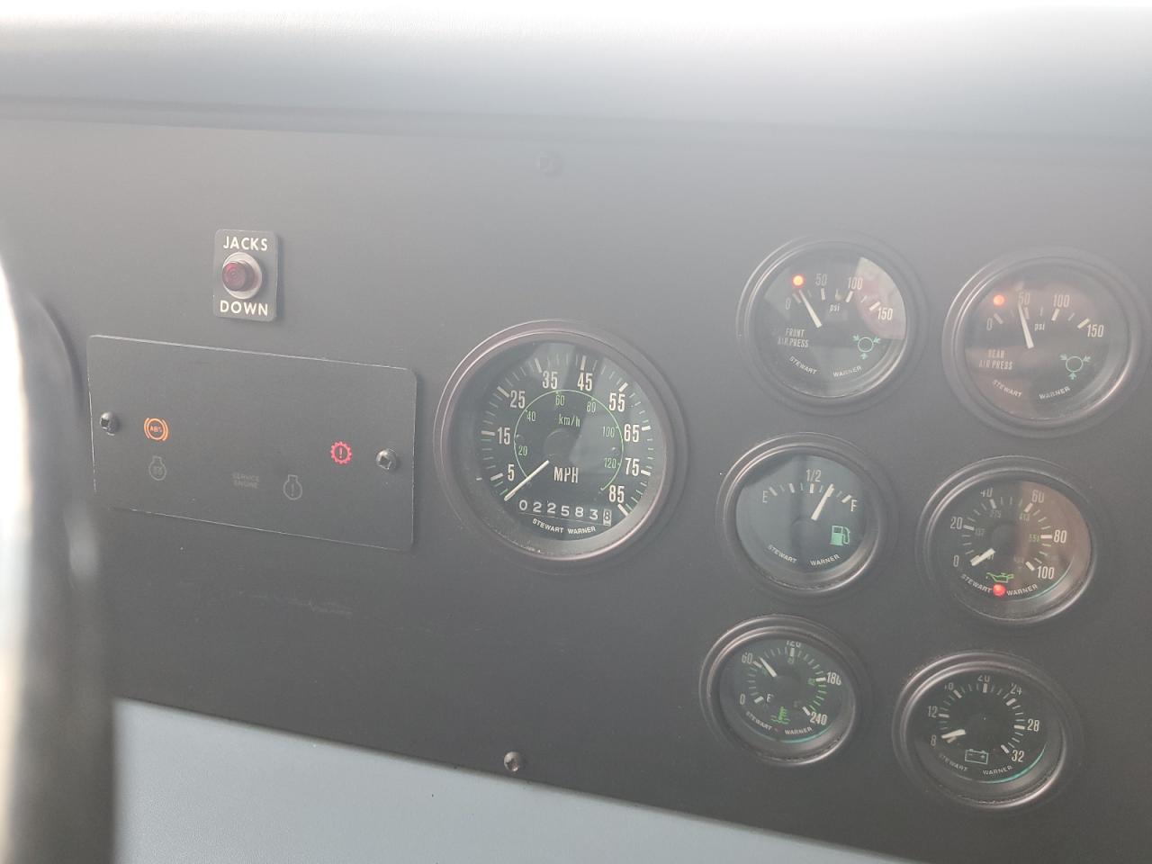 1999 SPARTAN All other VIN 4VZRN6599XC031368 photo 8