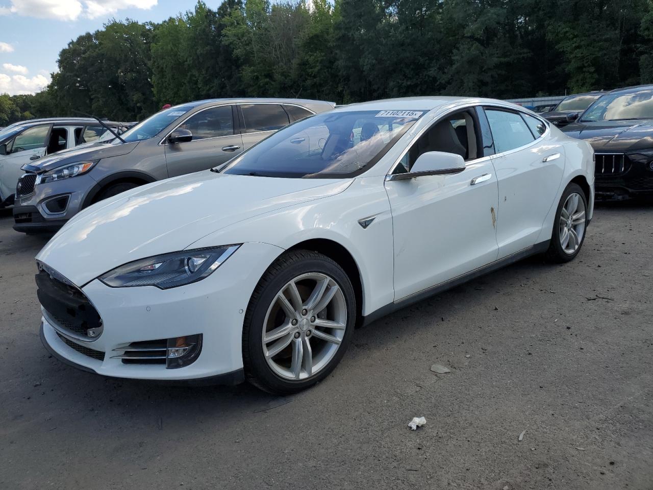 2014 Tesla Model s VIN 5YJSA1H1XEFP55657 photo 1