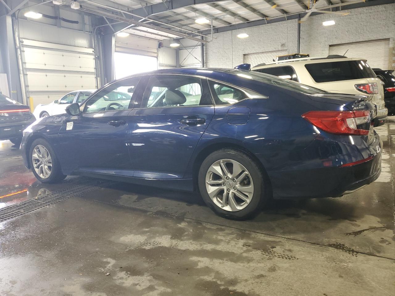 2020 Honda Accord VIN 1HGCV1F15LA122714 photo 2
