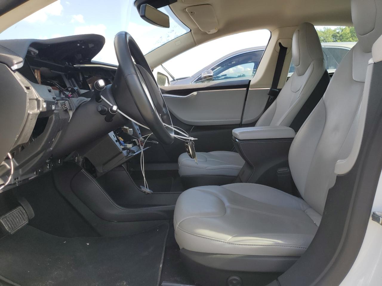 2014 Tesla Model s VIN 5YJSA1H1XEFP55657 photo 7