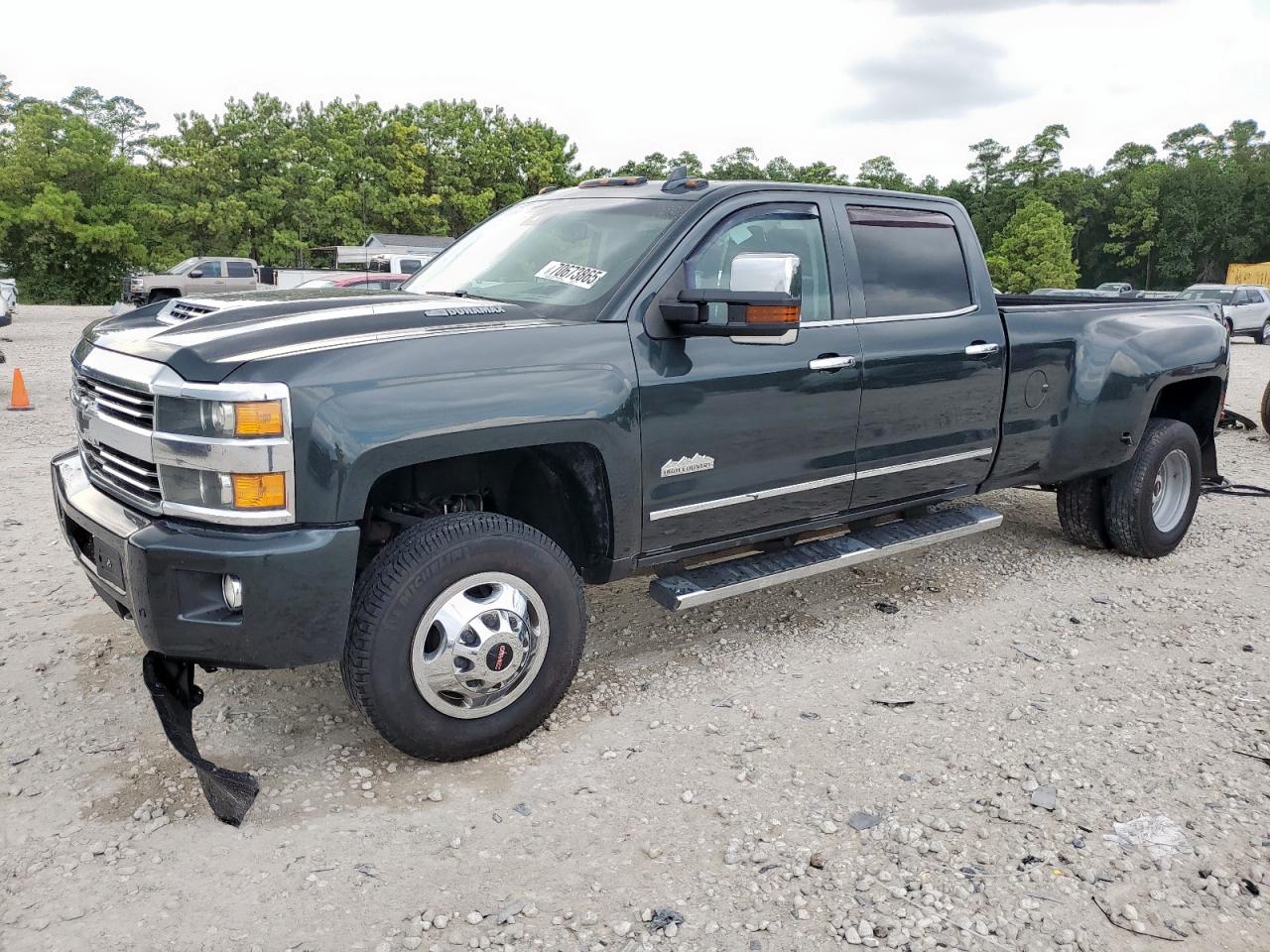 2017 Chevrolet All models VIN 1GC4K1EY9HF160774 photo 1