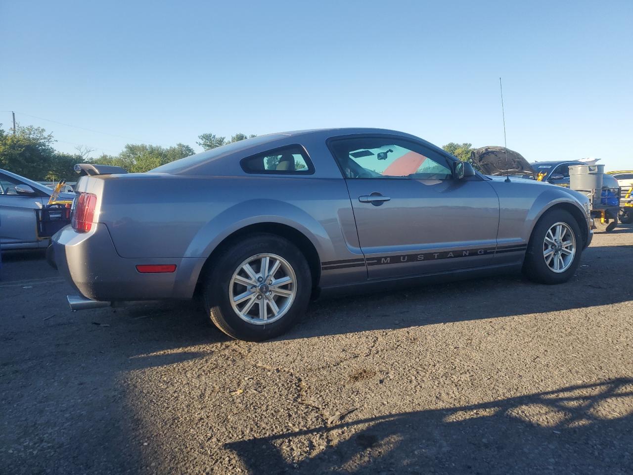 2006 Ford All models VIN 1ZVFT80NX65131568 photo 3