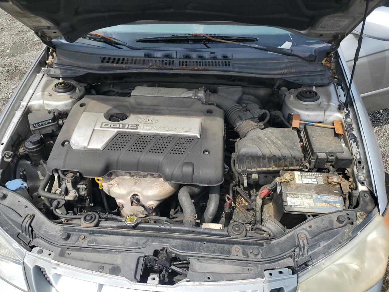 2005 Kia Spectra VIN KNAFE121255201820 photo 11
