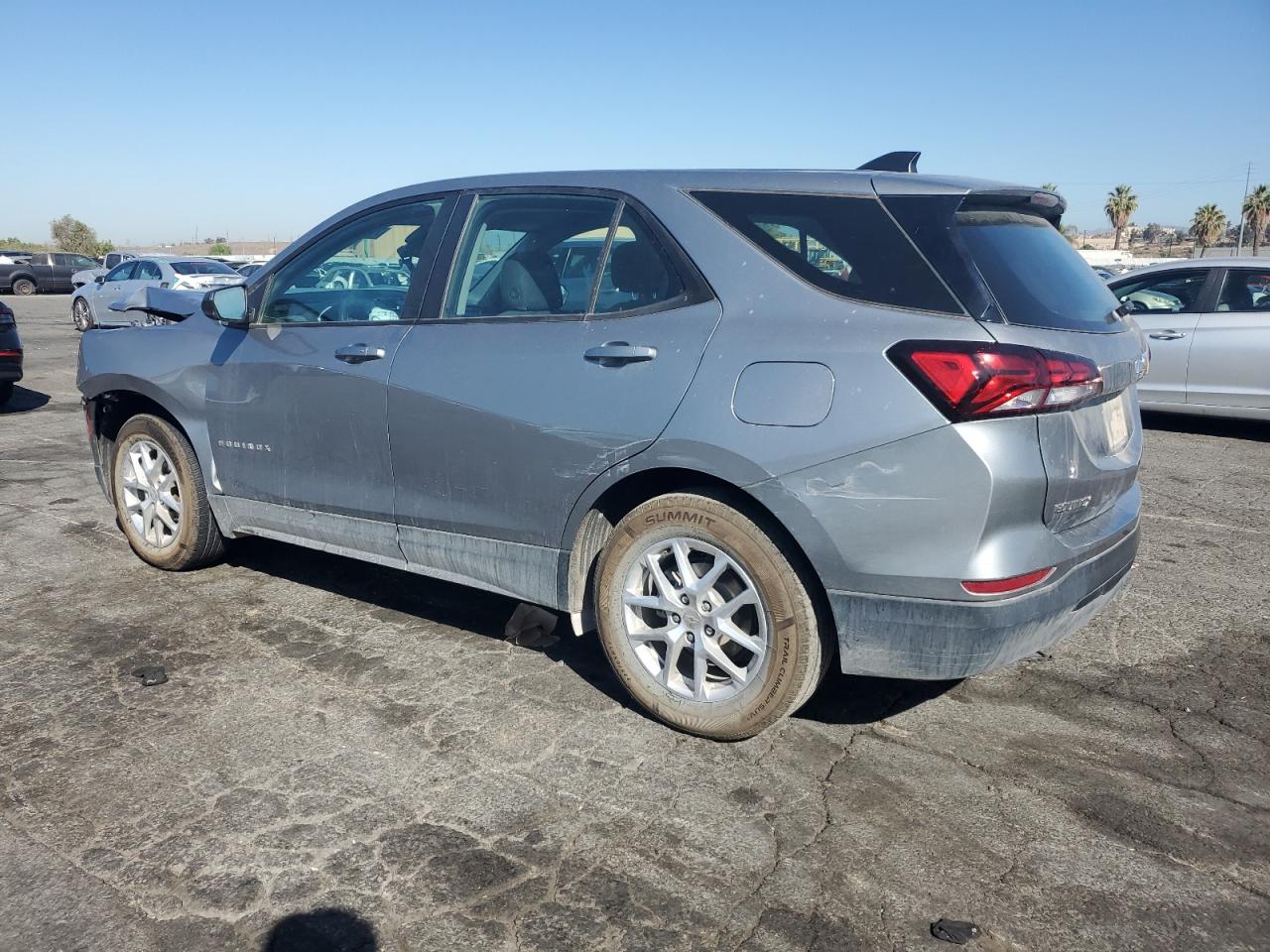 2023 Chevrolet Equinox VIN 3GNAXHEG1PL202919 photo 2