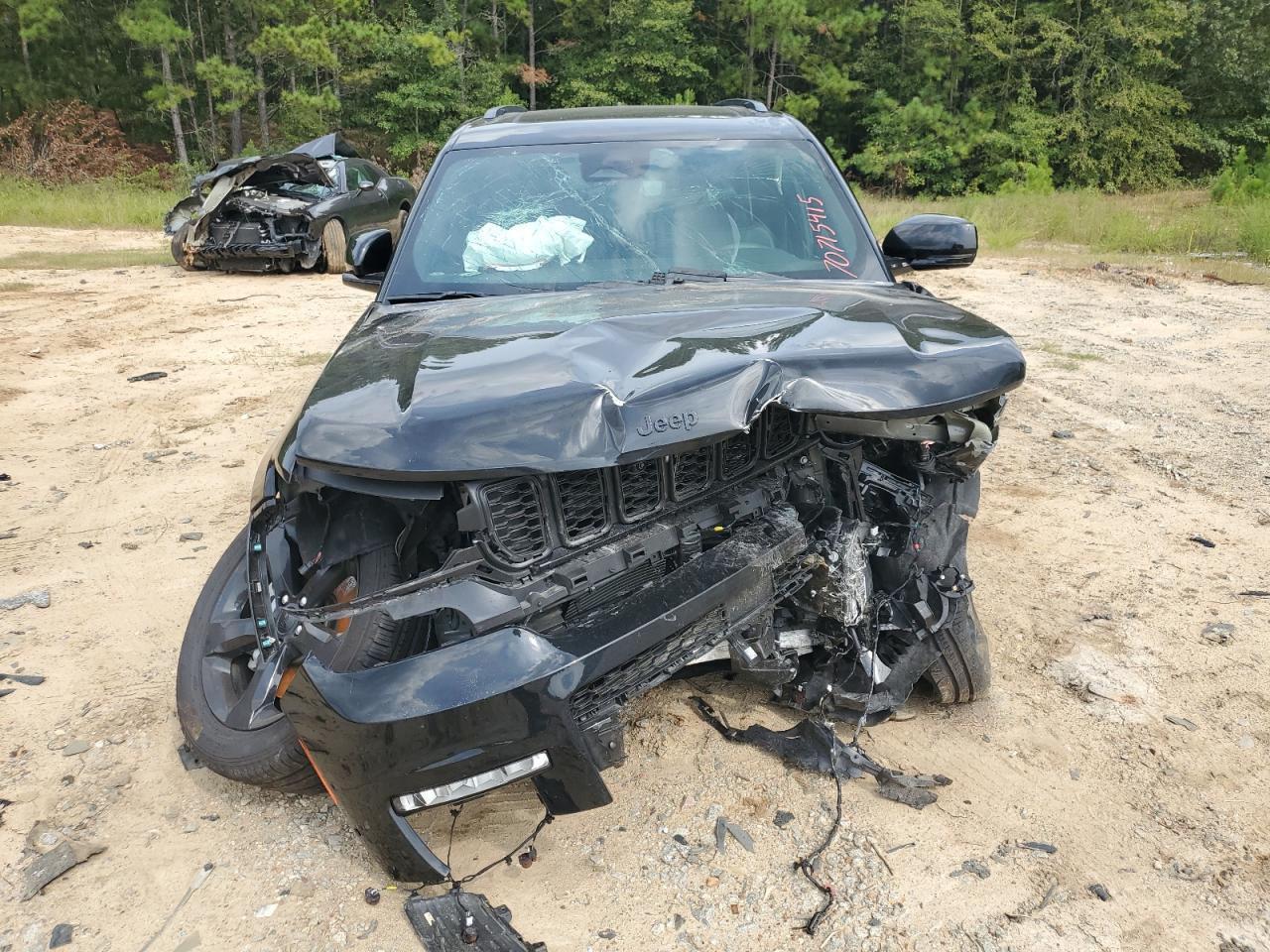 2024 Jeep Grand cher VIN 1C4RJJBG6R8580261 photo 5