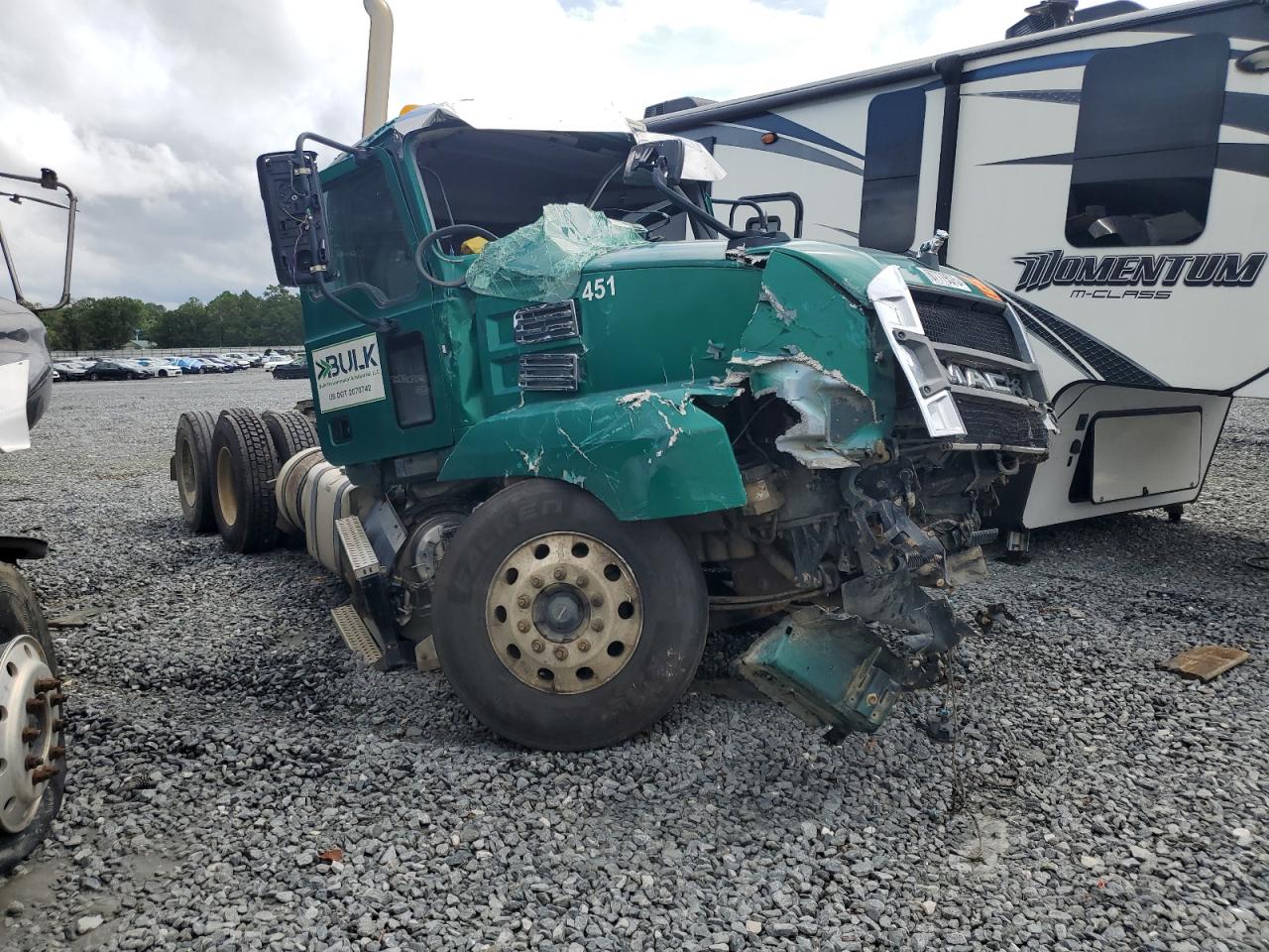 2020 All models VIN 1M1AN4GY4LM019009 photo 1