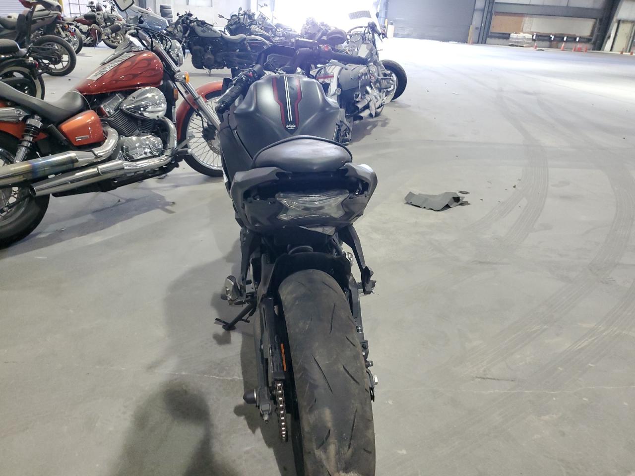 2022 Kawasaki Ex650 n VIN ML5EXEN19NDA75194 photo 4