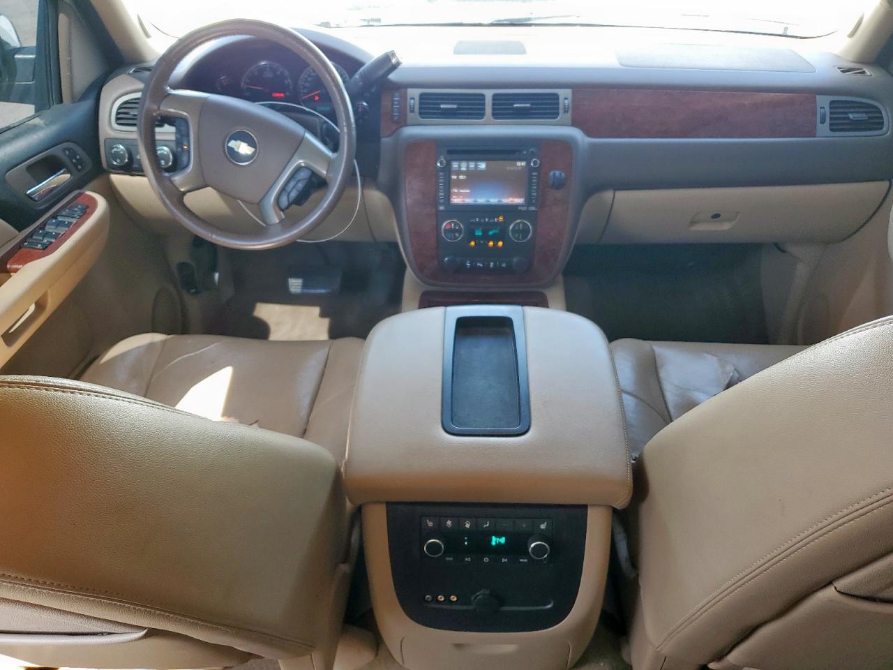 2013 Chevrolet Tahoe VIN 1GNSKCE02DR294992 photo 8