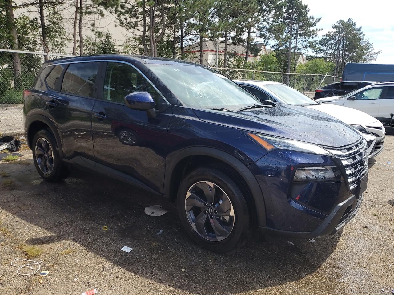 2025 NISSAN Rogue sv VIN 5N1BT3BA2SC802747 photo 4