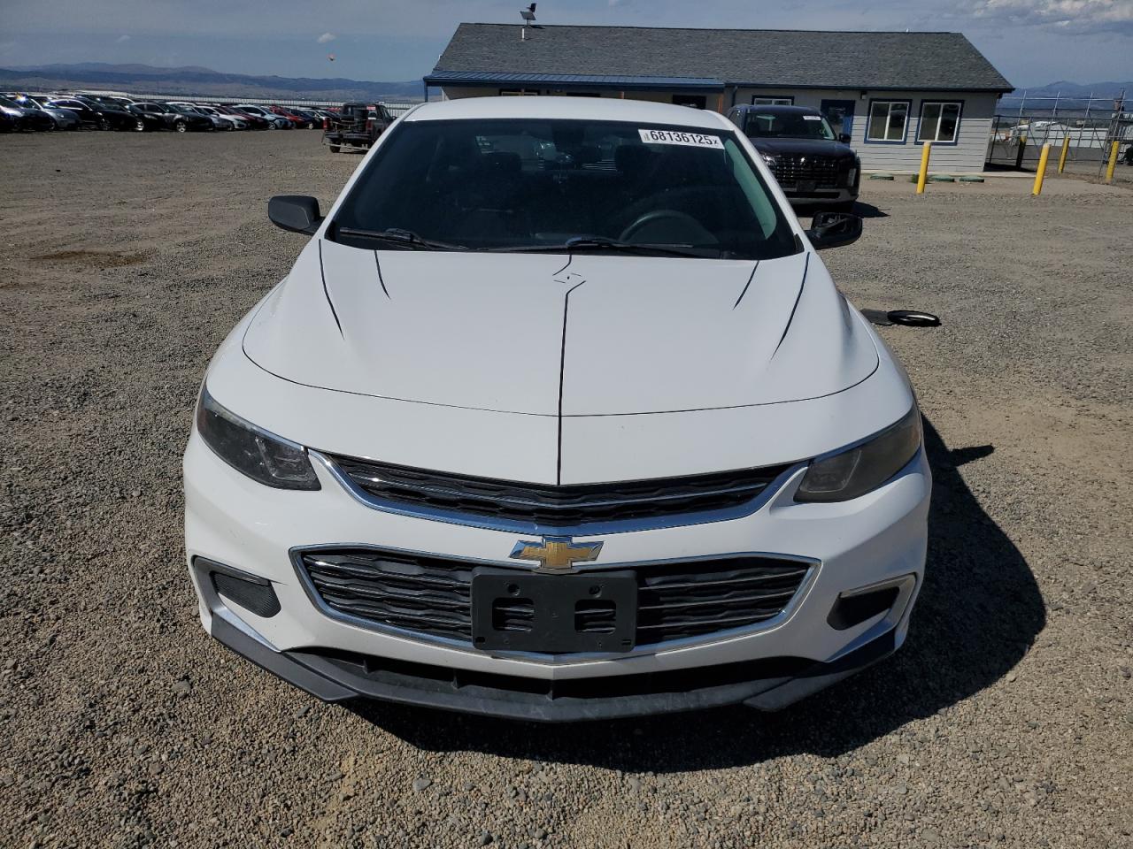 2018 Chevrolet Malibu VIN 1G1ZC5ST3JF190600 photo 5