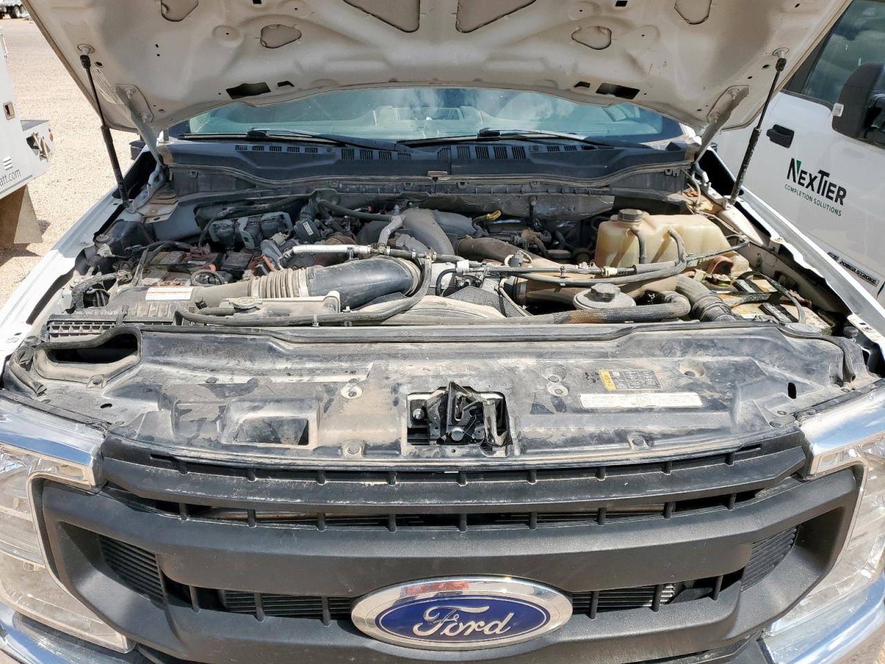 2022 Ford F550 VIN 1FD0W5HT9NED72906 photo 11