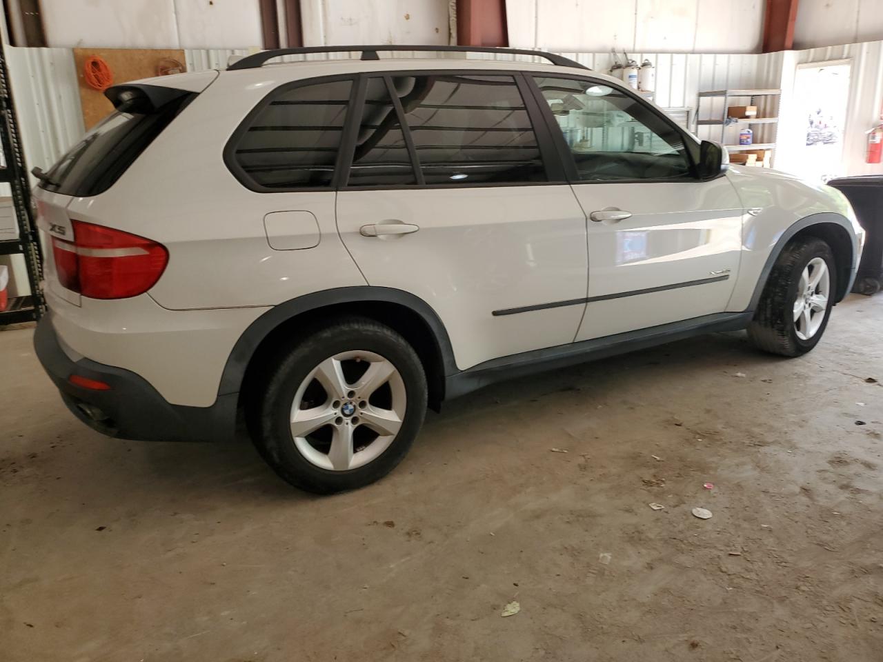 2009 BMW X5 VIN 5UXFE435X9L267750 photo 3