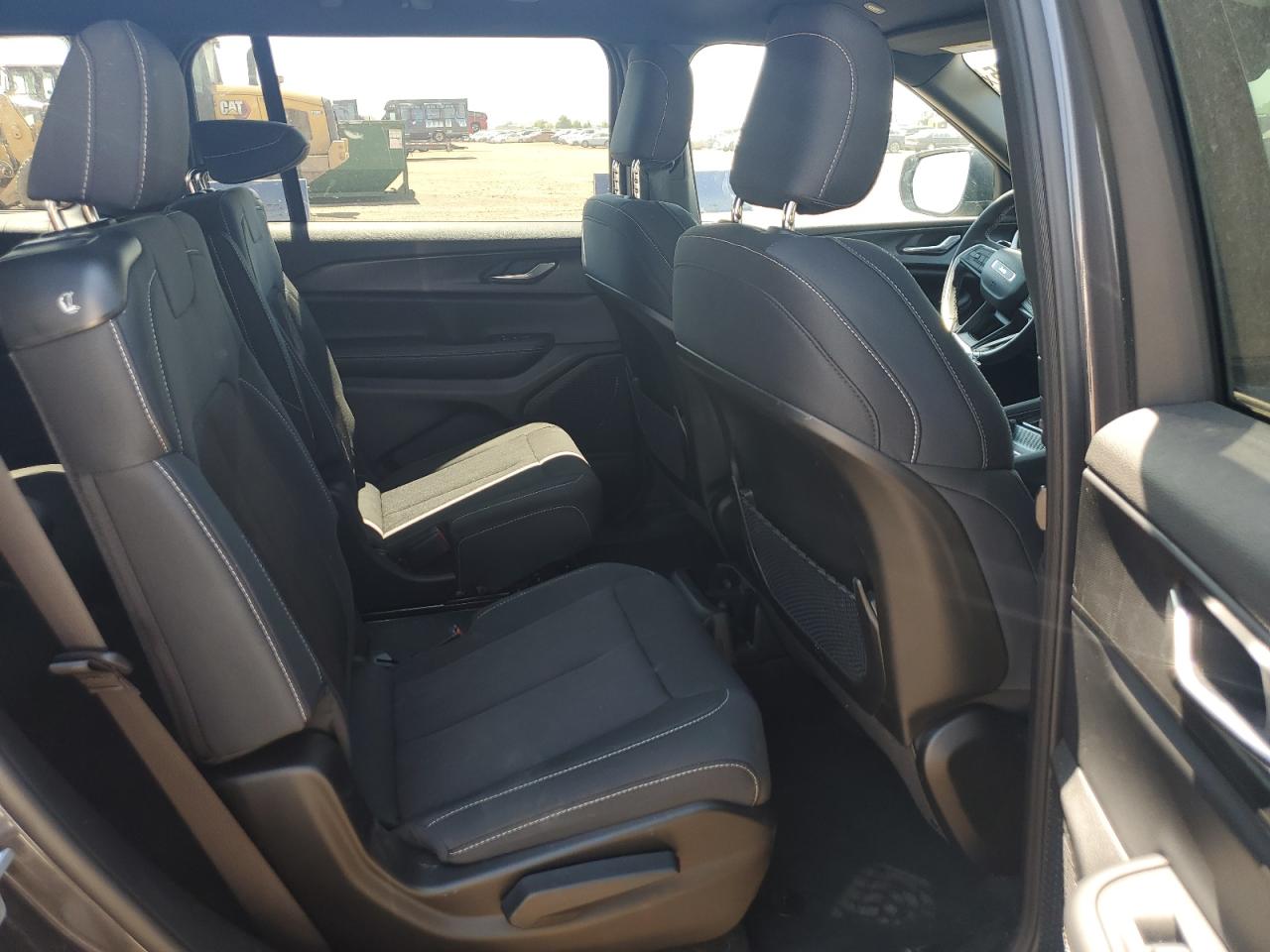 2025 Jeep Grand cher VIN 1C4RJKAG5S8671907 photo 11