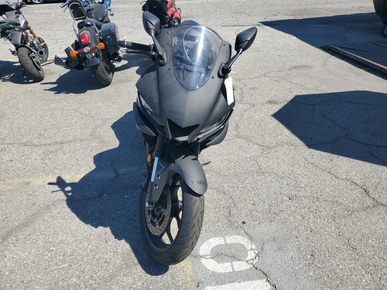 2020 YAMAHA Yzfr3 a VIN MH3RH18Y1LK004908 photo 2