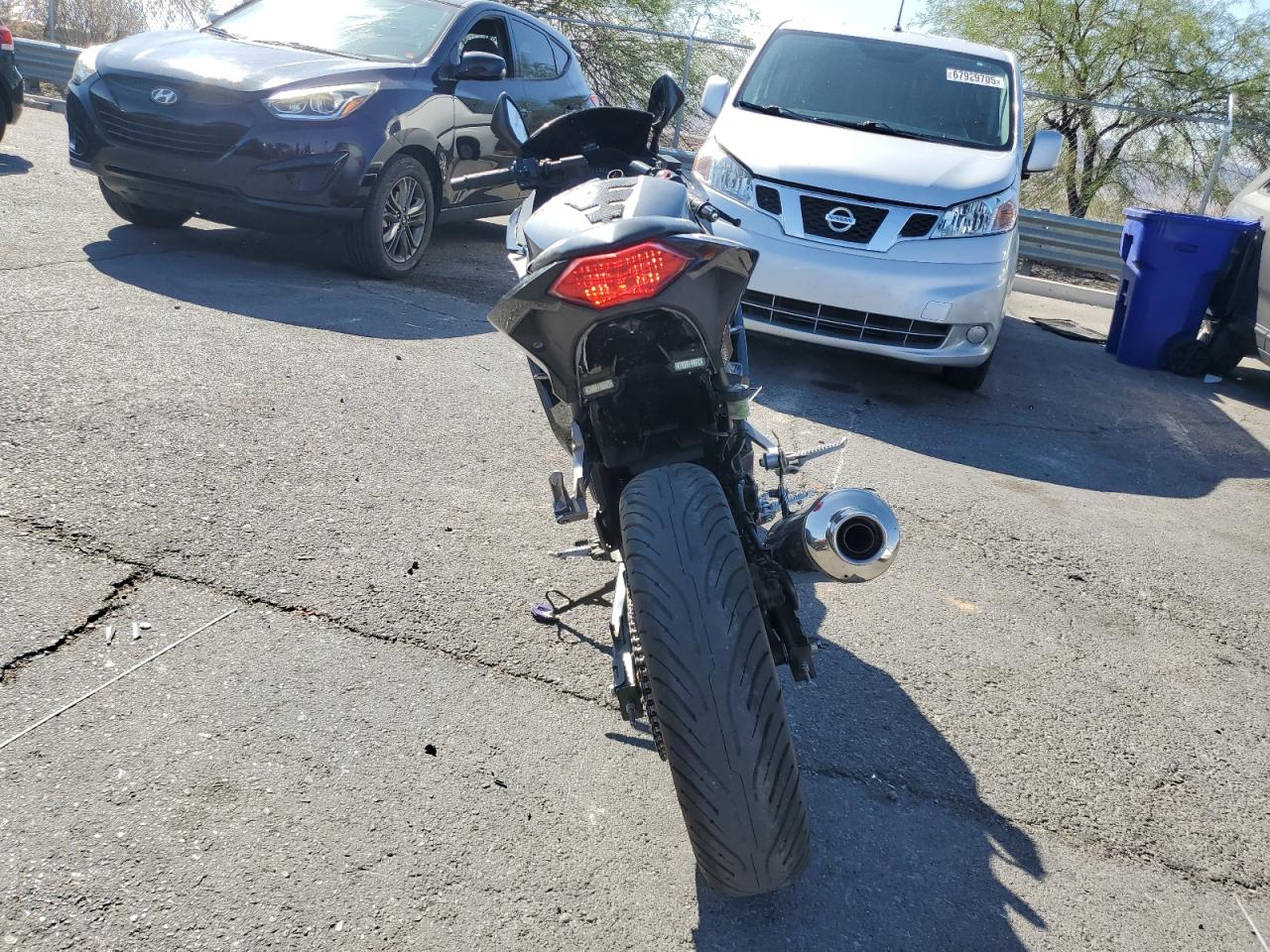 2015 Kawasaki Ex VIN JKAEX8A10FDA22585 photo 4