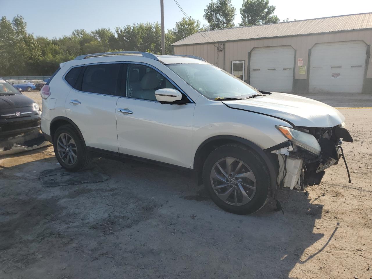 2016 NISS Rogue VIN 5N1AT2MV4GC863787 photo 4