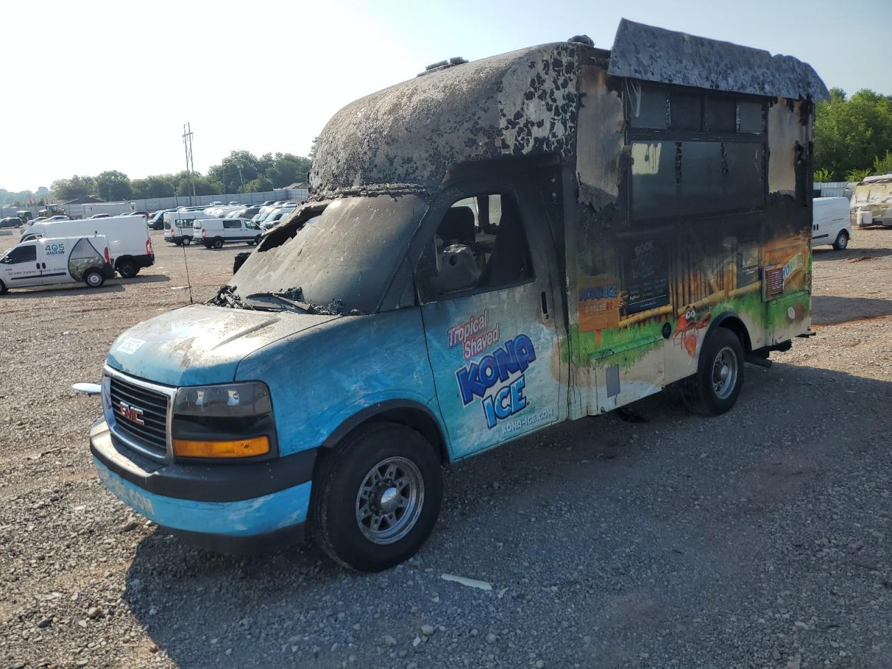 2022 GMC Savana VIN 1GD07RFPXN1164082 photo 1