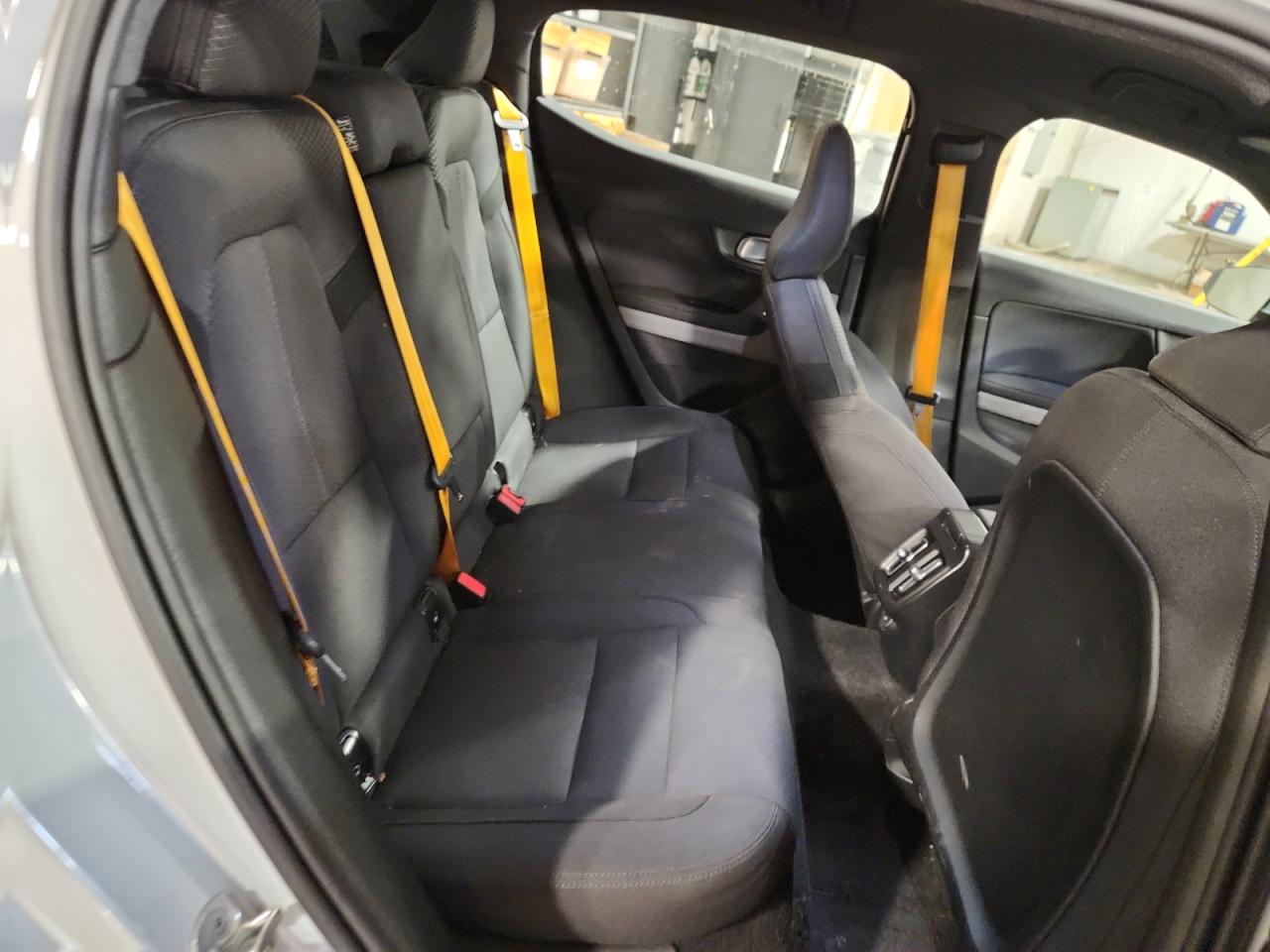 2023 POLESTAR 2 VIN YSMET3KA4PL123799 photo 10