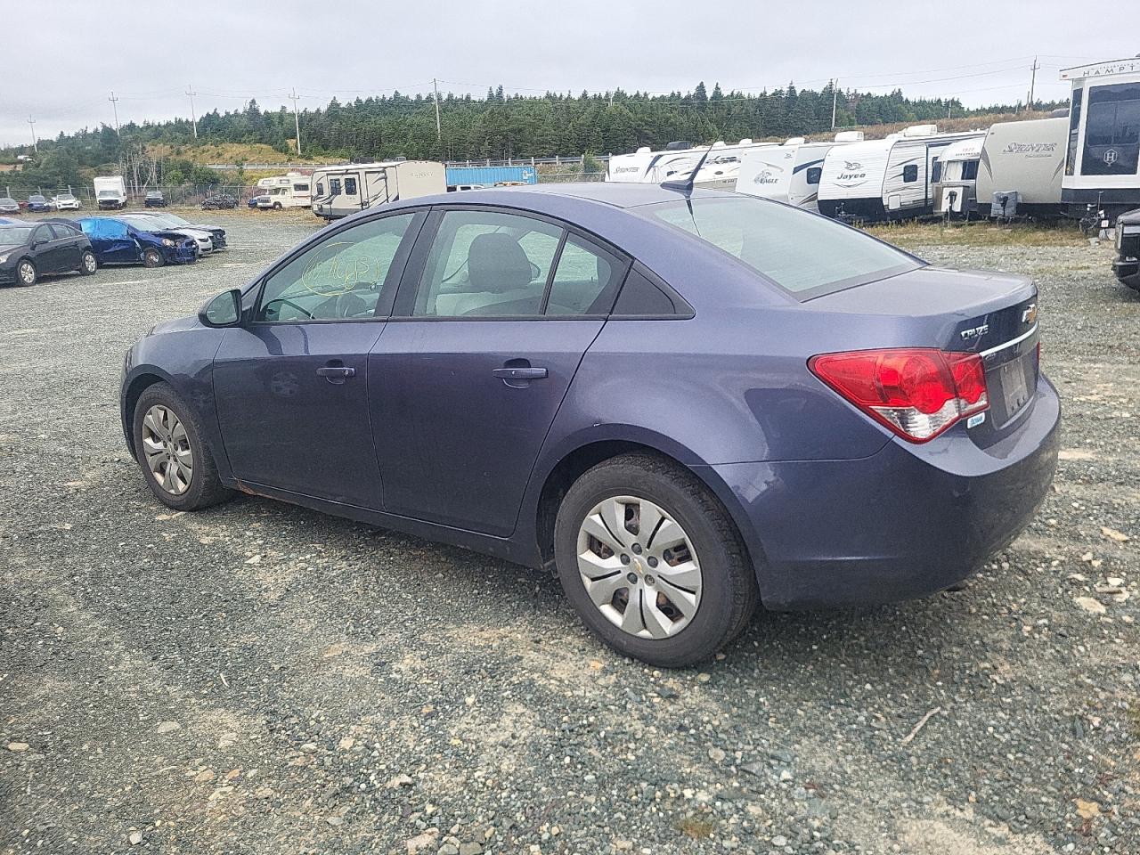 2013 CHEVROLET Cruze ls VIN 1G1PL5SH6D7330057 photo 2
