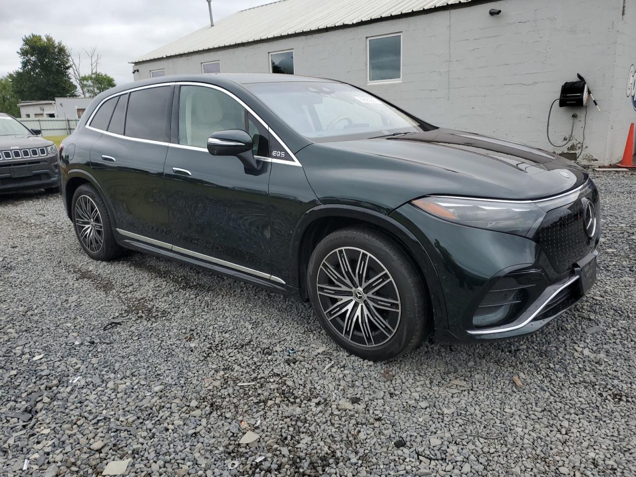 2023 Mercedes-Benz Eqs suv 45 VIN 4JGDM2EB1PA003081 photo 4