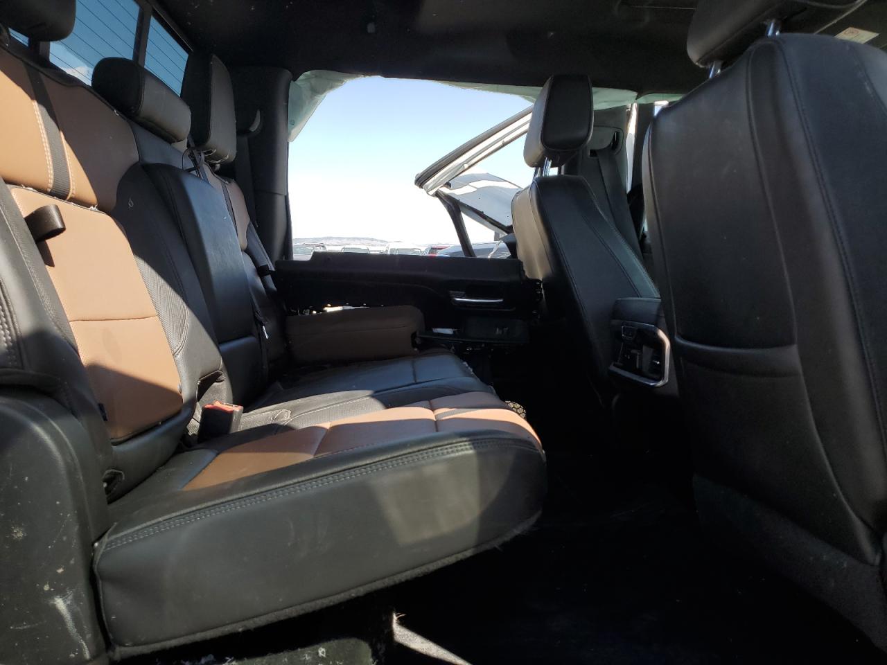 2021 Chevrolet All models VIN 1GC4YVEY4MF217477 photo 10