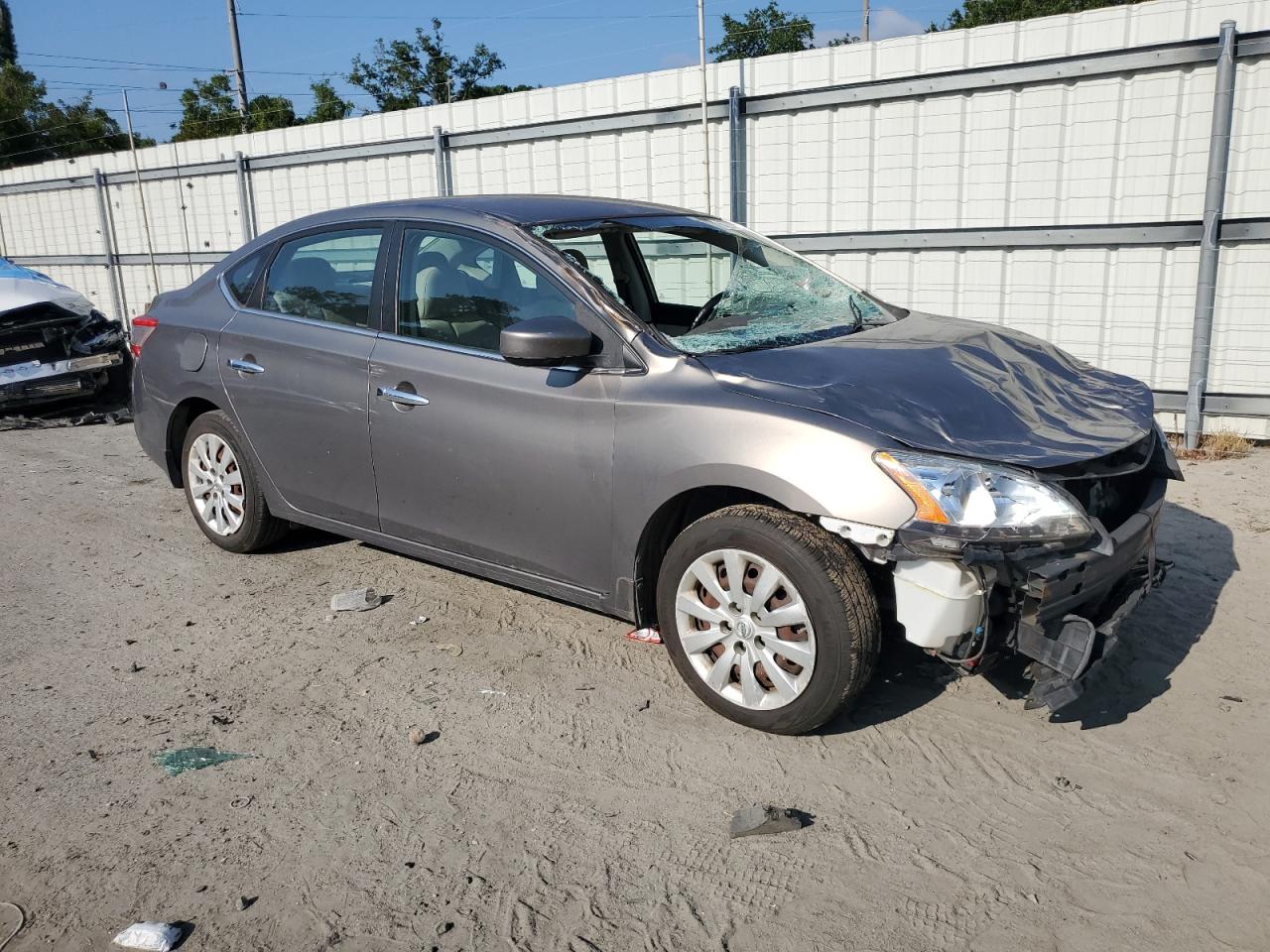 2015 NISS Sentra VIN 3N1AB7AP9FY320955 photo 4