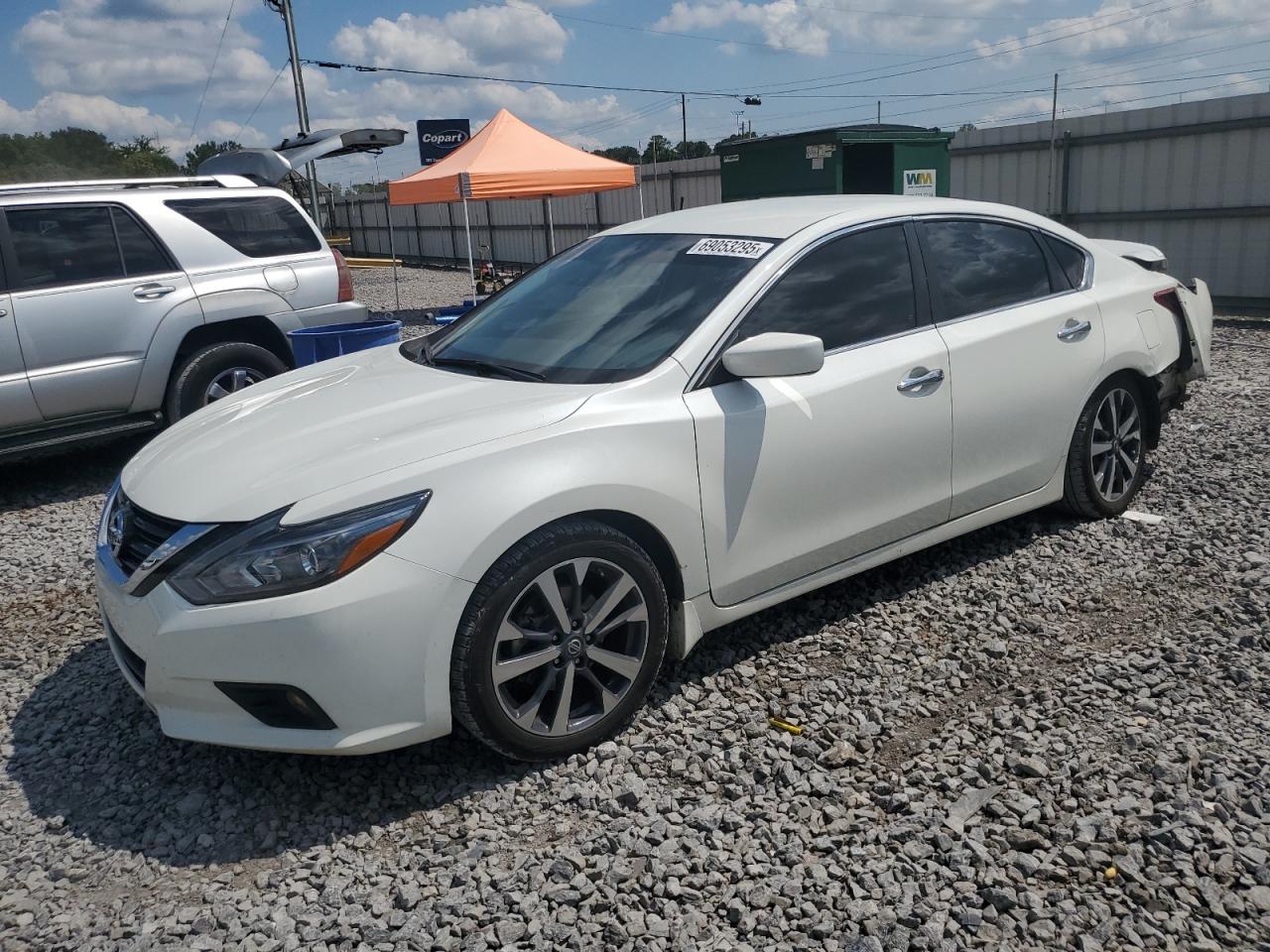 2017 Nissan Altima VIN 1N4AL3AP1HN349553 photo 1
