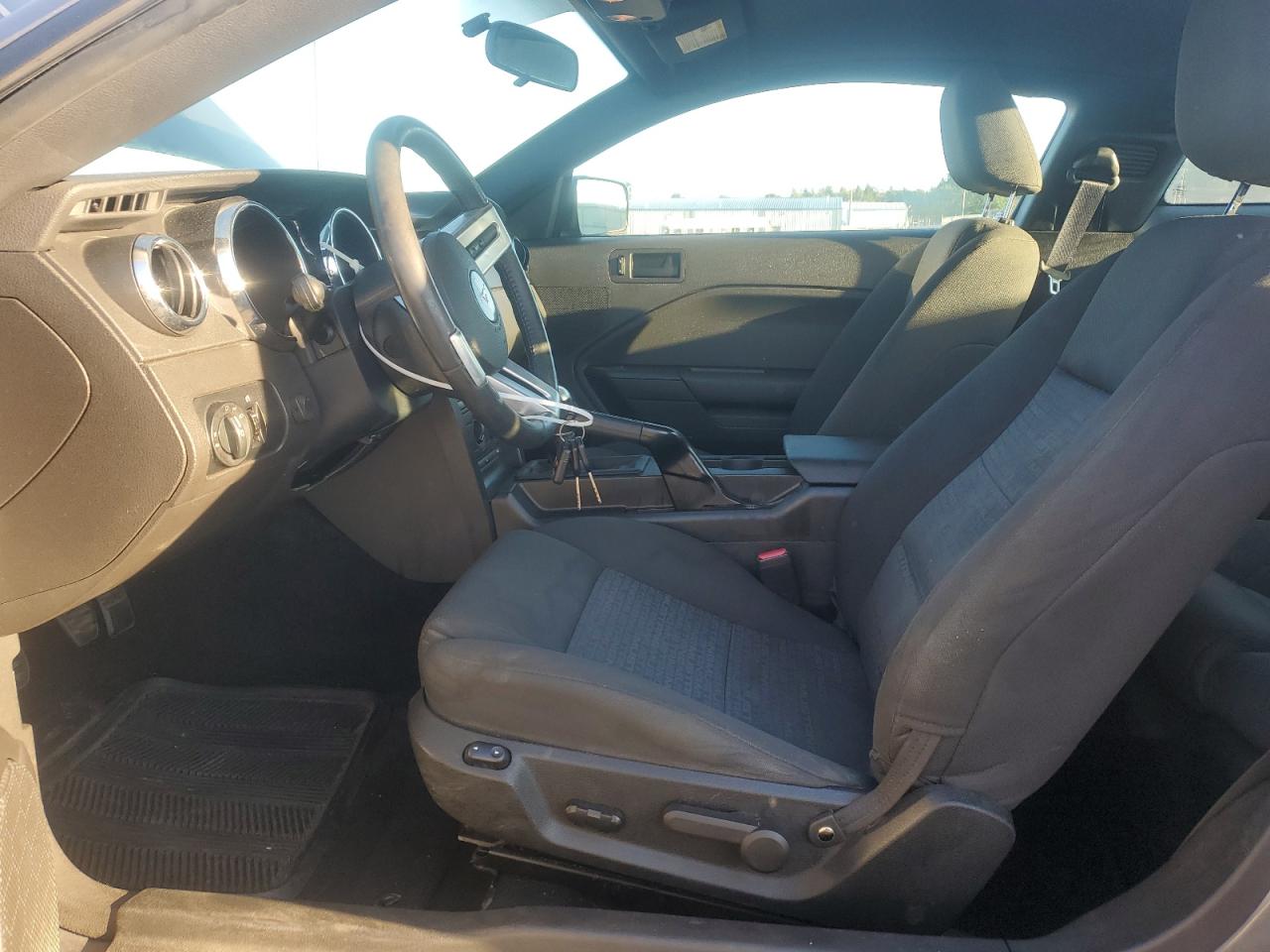 2006 Ford All models VIN 1ZVFT80NX65131568 photo 7