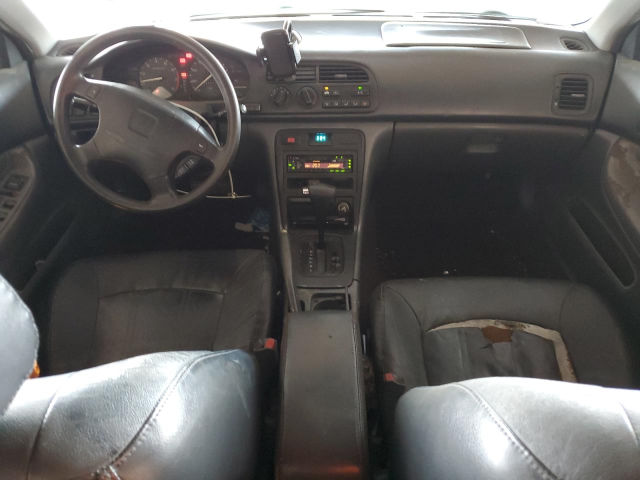 1995 Honda Accord VIN 1HGCE1898SA007042 photo 8