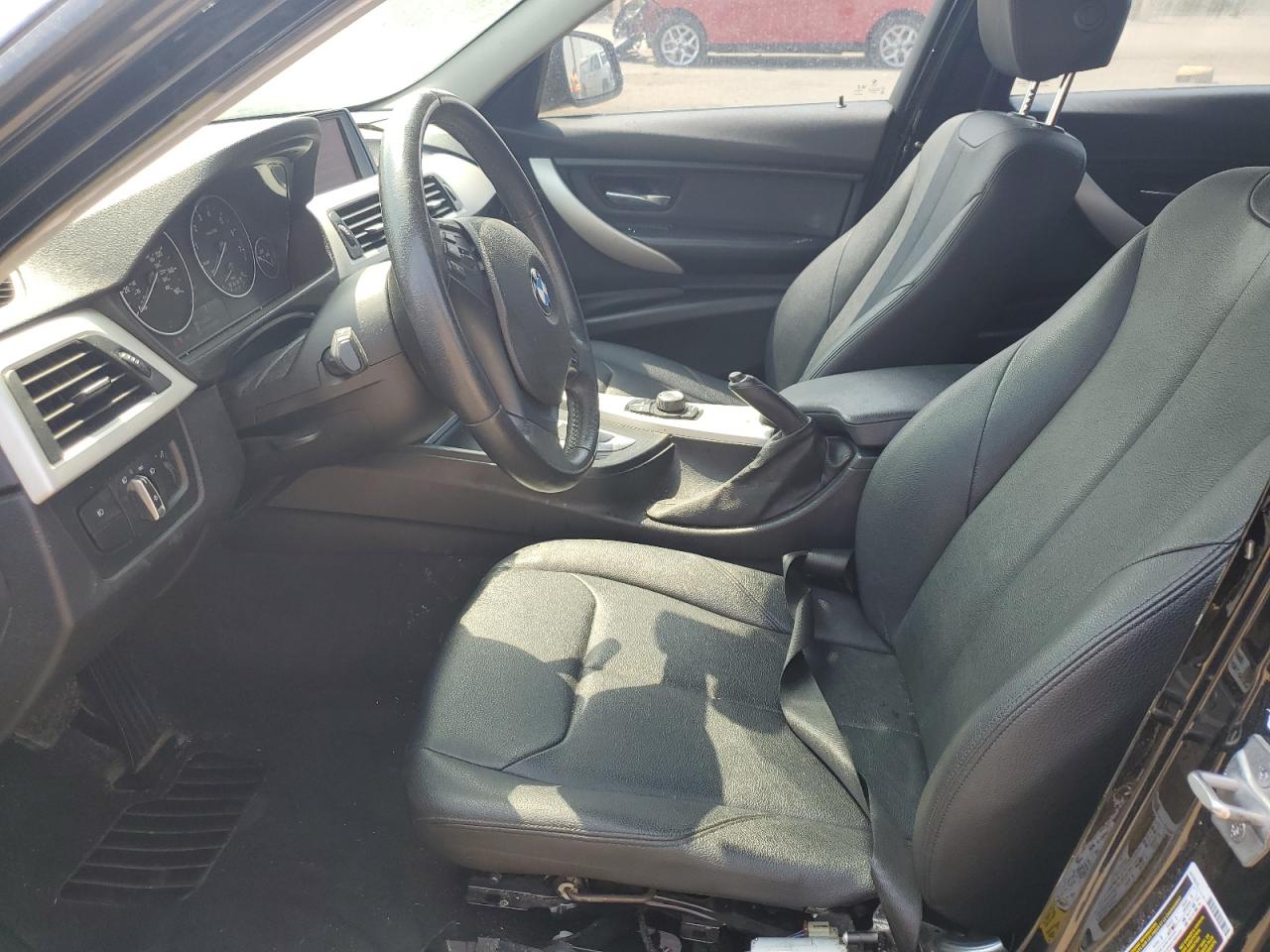 2018 BMW 3 series VIN WBA8A9C58JK622781 photo 7