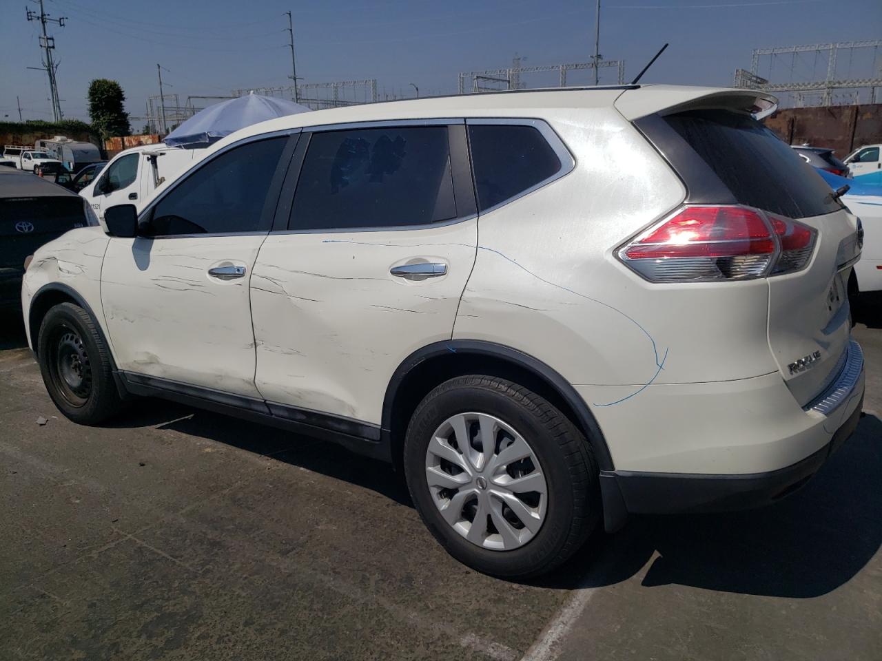 2015 Niss Rogue VIN 5N1AT2ML9FC773788 photo 2