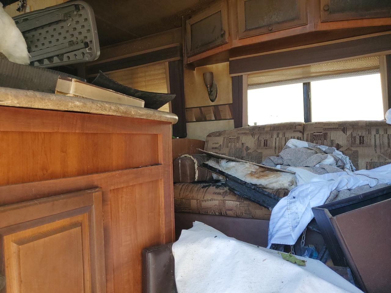 2012 JAYCO Trailers VIN 1UJCJ0BS8C1PH0188 photo 6