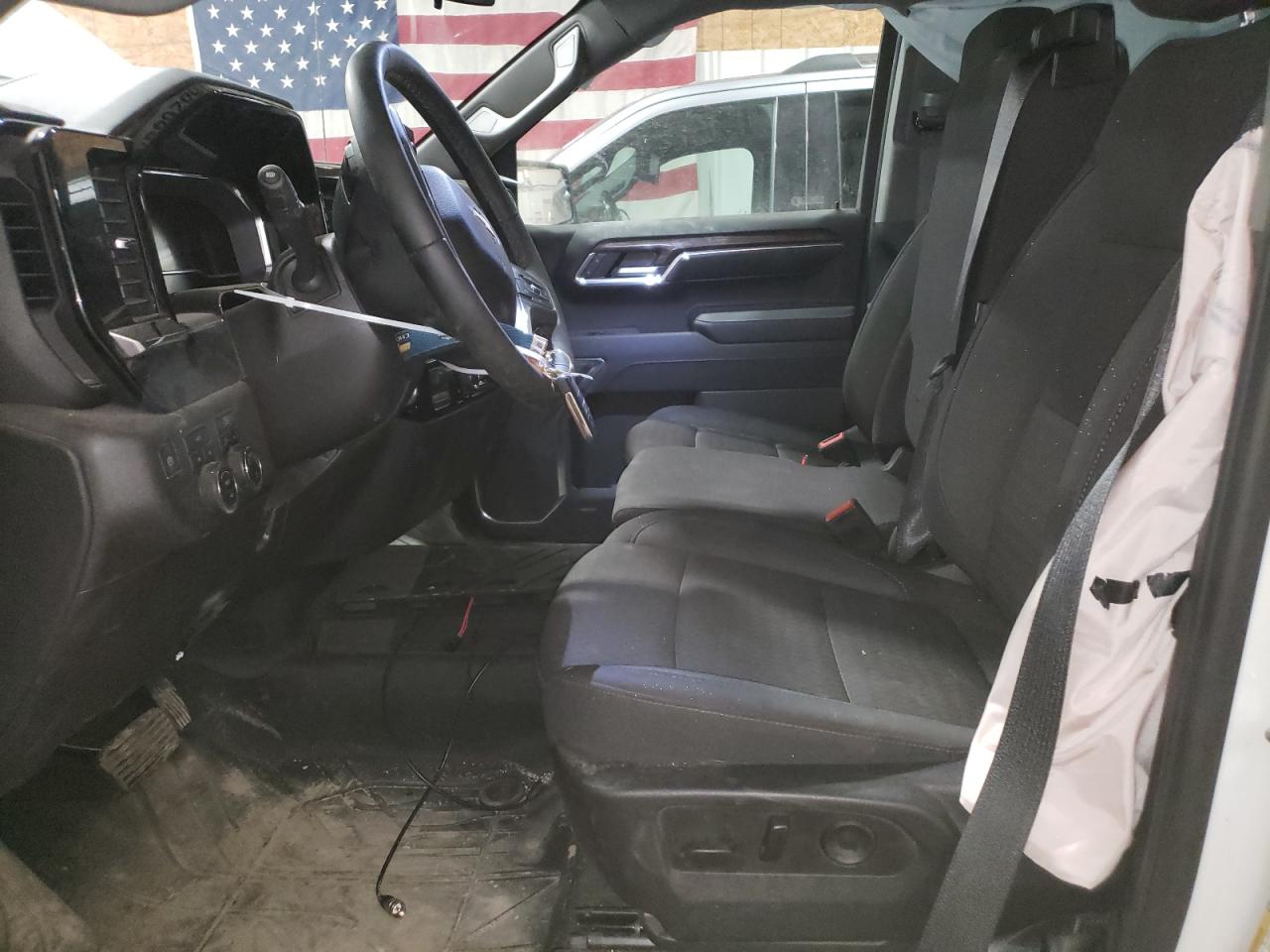 2025 CHEVROLET All models VIN 3GCPKDEK5SG134768 photo 7