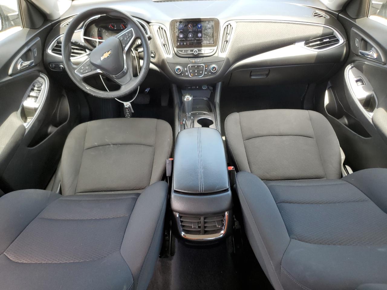 2020 Chevrolet Malibu VIN 1G1ZD5ST9LF109955 photo 8