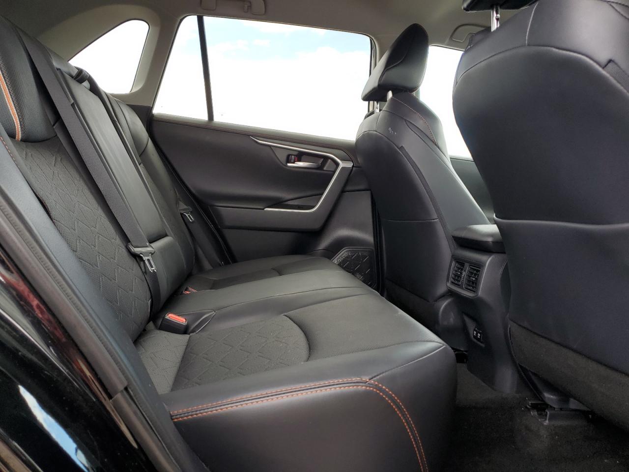 2019 Toyota Rav4 VIN 2T3J1RFV2KC027791 photo 11
