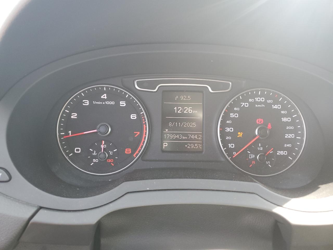 2015 AUDI Q3 VIN WA1GFEFS7FR010722 photo 9