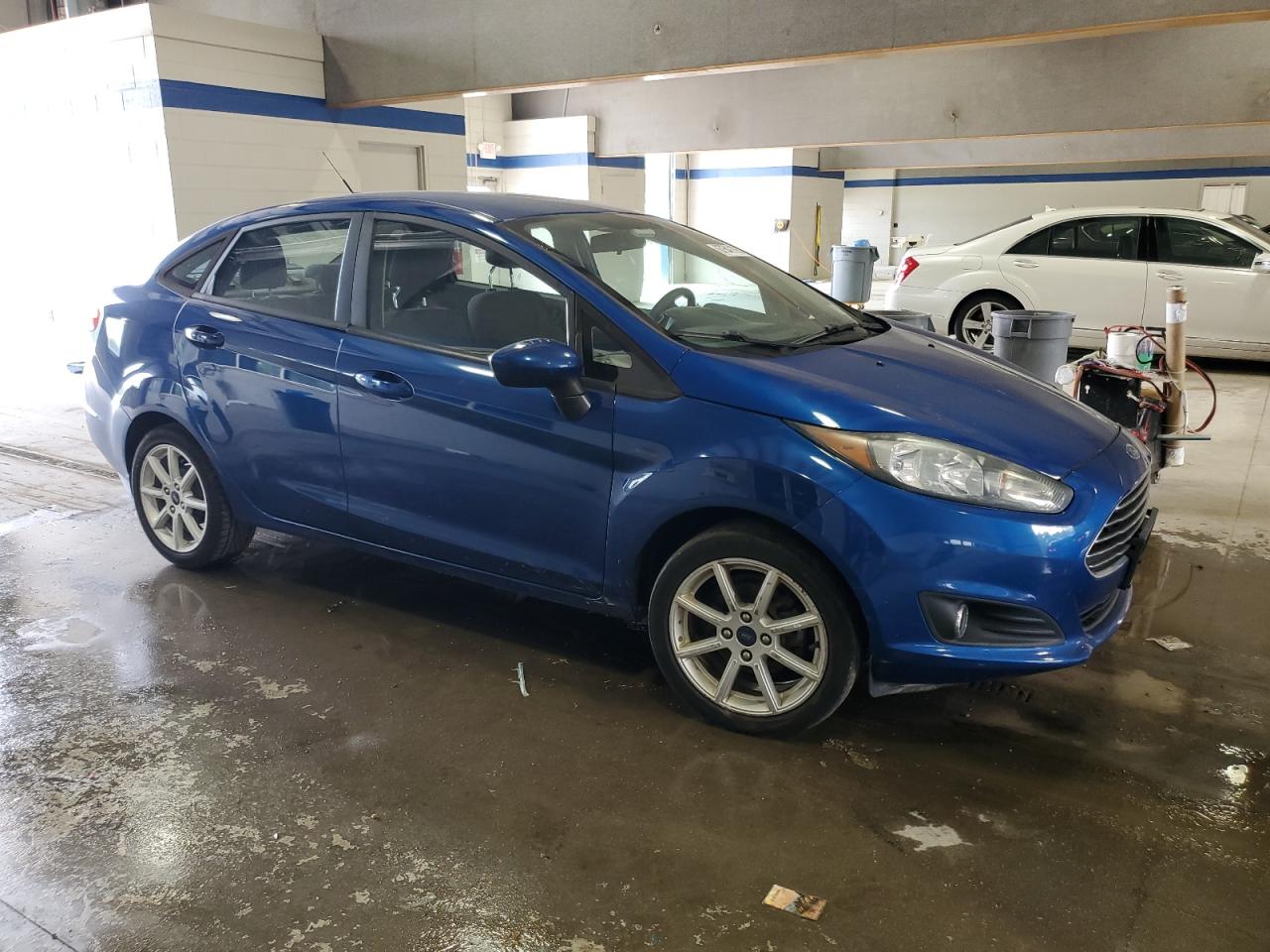 2018 Ford Fiesta VIN 3FADP4BJXJM124422 photo 4