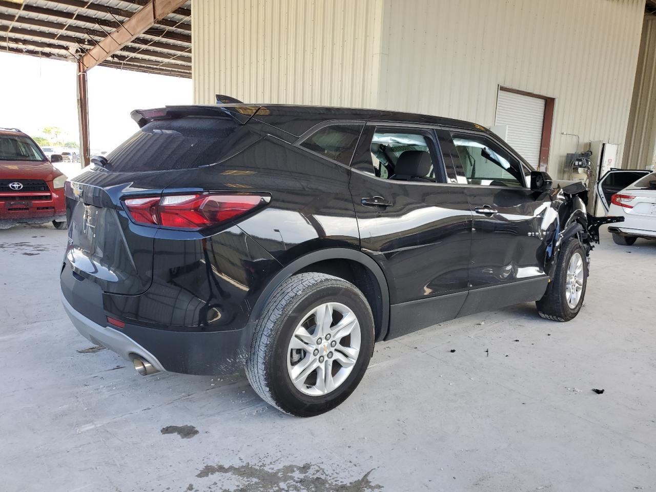 2021 Chevrolet Blazer VIN 3GNKBCRS3MS514472 photo 3